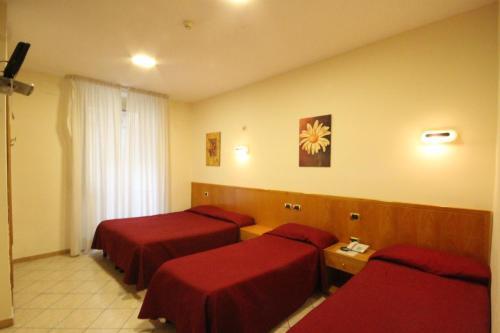 Hotel Zara Napoli Kültér fotó